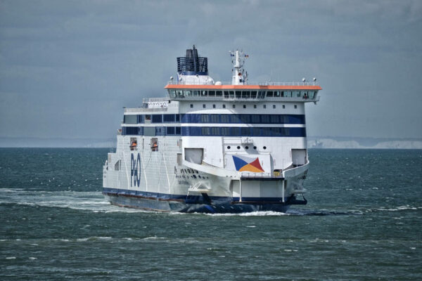 ferry grande-bretagne